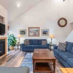 Cottonwood Canyon Basecamp Retreat - 5 Bathrooms
