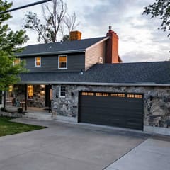 Perfect Farmington Family Home -Hot Tub, Large Deck and View - close to Lagoon!