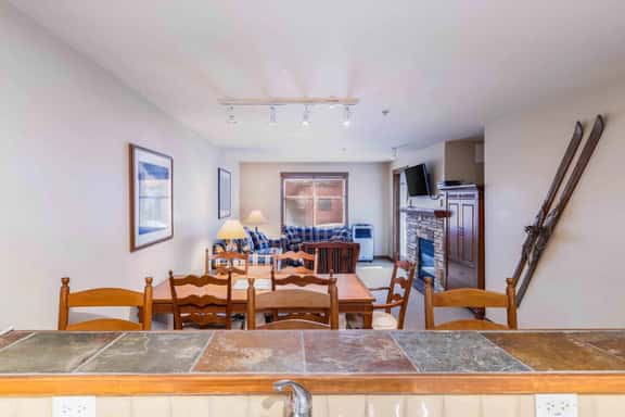 Powderhorn Suite-Ski/Out, Hot Tub w/ Mountain View - Image 1