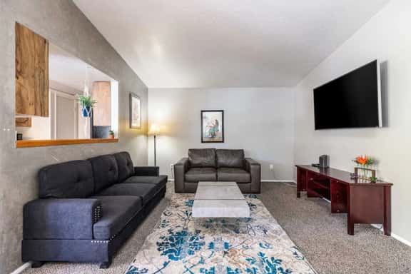 Spacious Pet Friendly Retreat! - Image 1