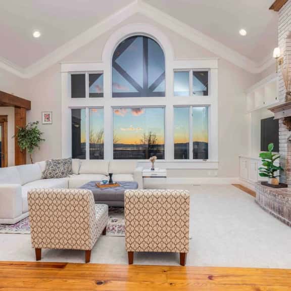 Farmington Oasis-Views, Space & Comfort 1.25 acres - Image 1