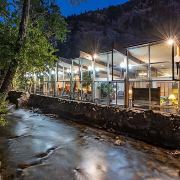 Historic Lodge located on Big Cottonwood River - Image 1