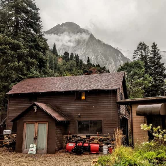 Mountain Apartment Located in BigCottonwood Canyon - Image 1