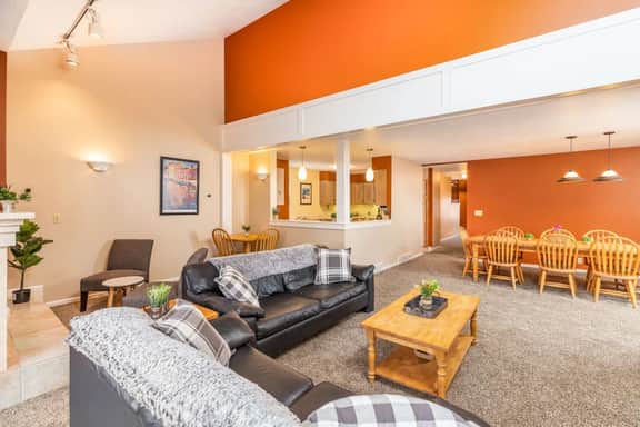 Cottonwood Cove - Next to Canyon W/ New Hot Tub
