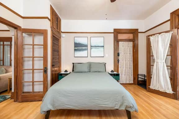 Craftsman Cabin - Historic Dtwn Avenues Apartment00 - Image 5