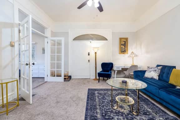 New! - Downtown Private Historic Avenues Apartment - Image 4