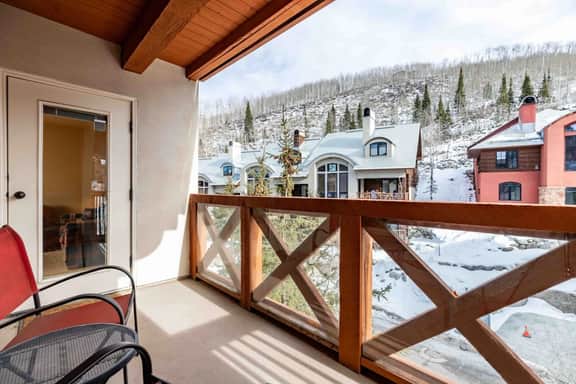 Powderhorn Suite-Ski/Out, Hot Tub w/ Mountain View