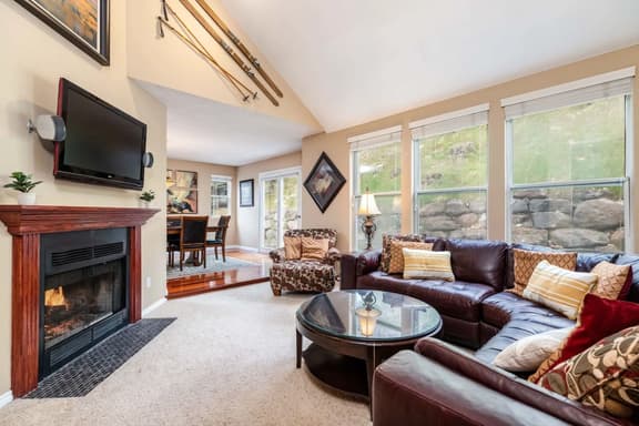 Wasatch Retreat Cottonwood Canyons - Pool Table, Ping Pong, & Arcade!